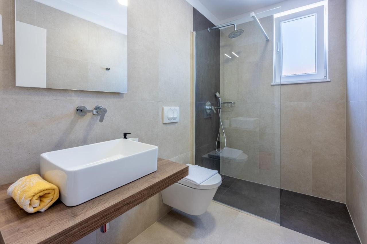 Luxury Apartments Lovorka 3 & 4***/**** Селце Экстерьер фото